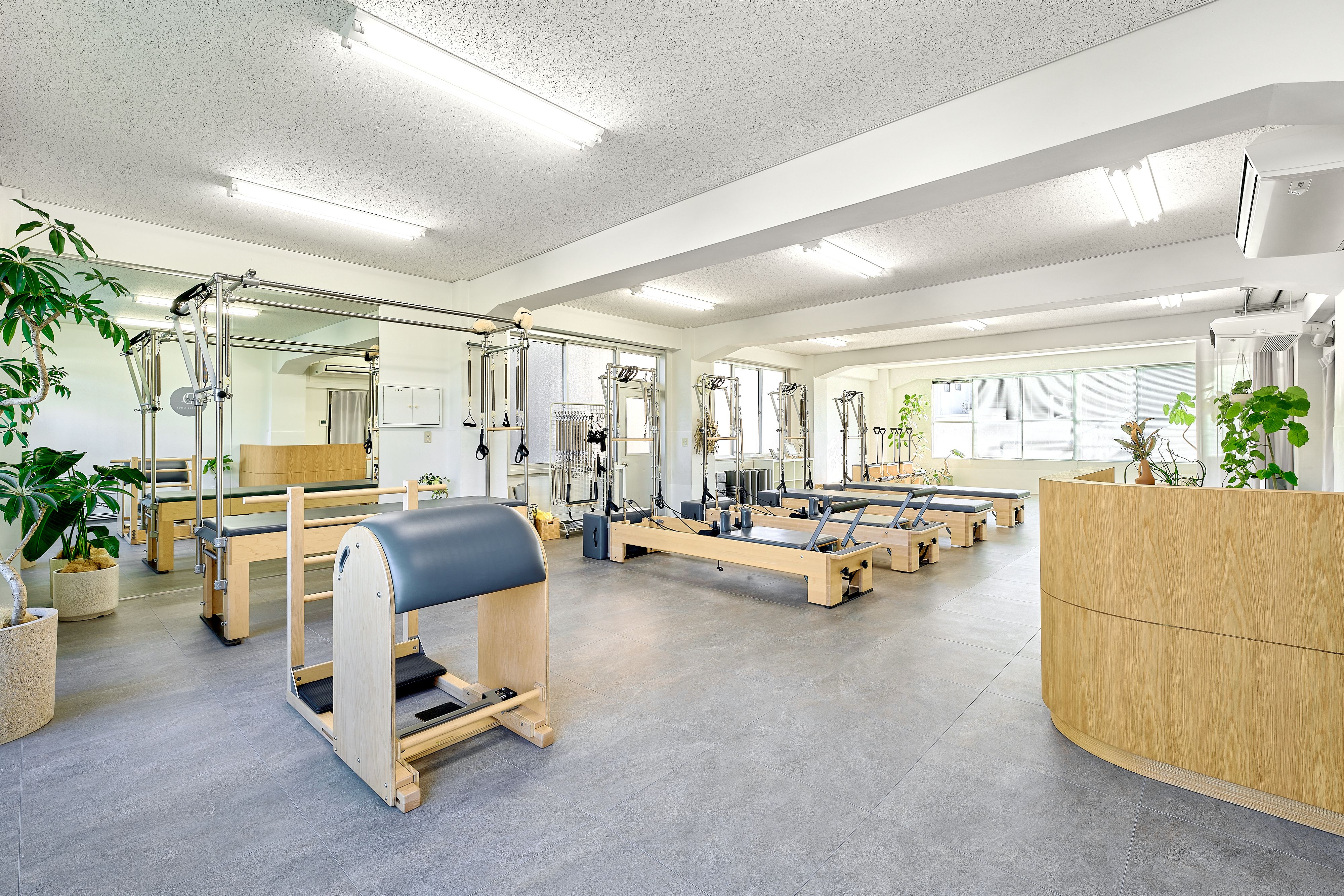 パーソナルレッスン - Pilates Days