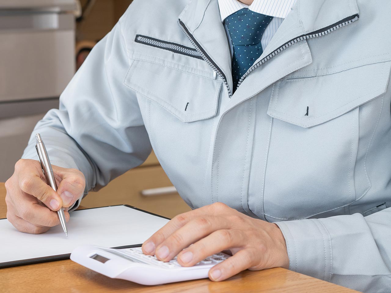 クロス貼替 - 有限会社　山田表具店