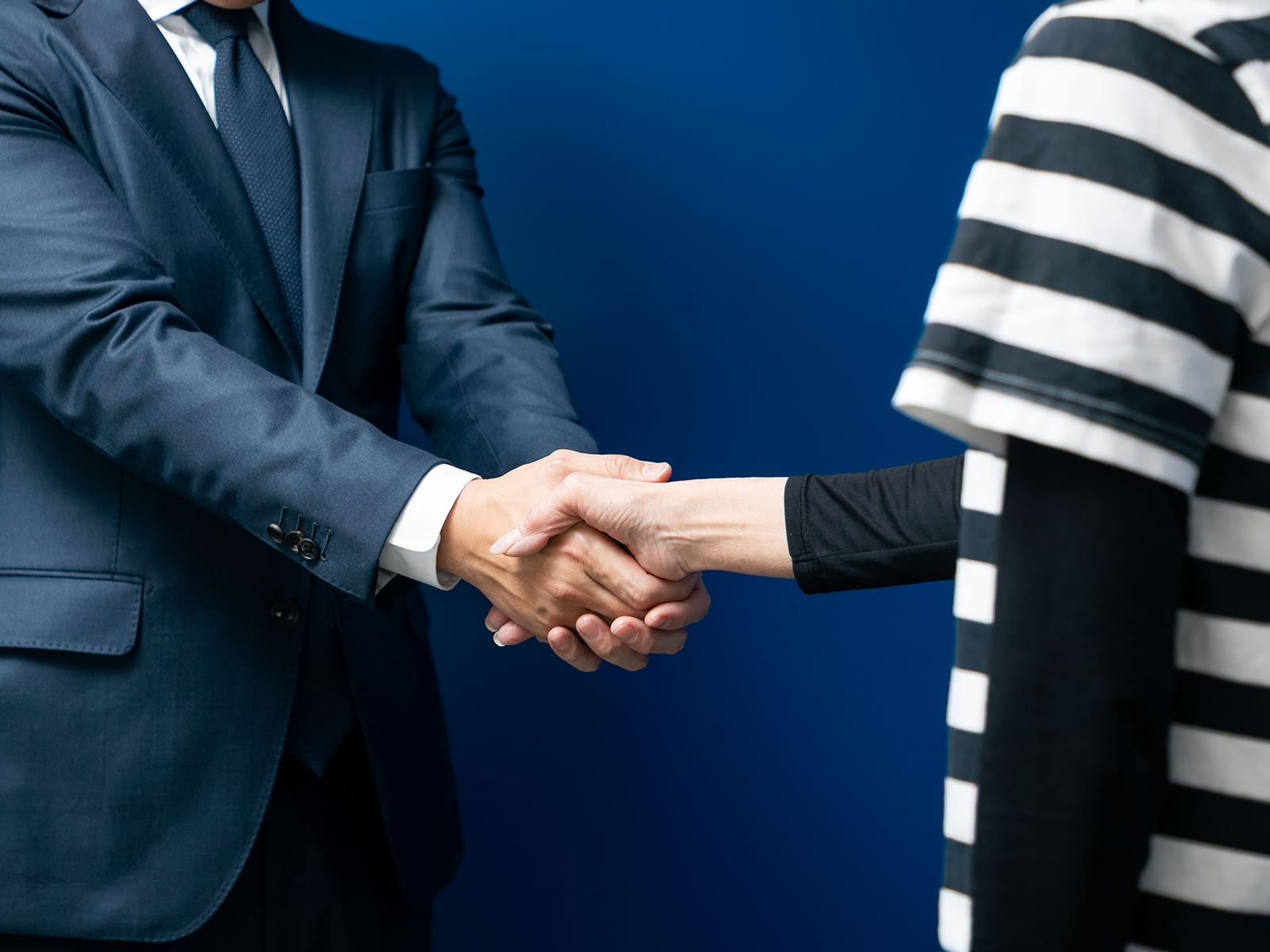 不動産売買仲介 - 株式会社リアライズ