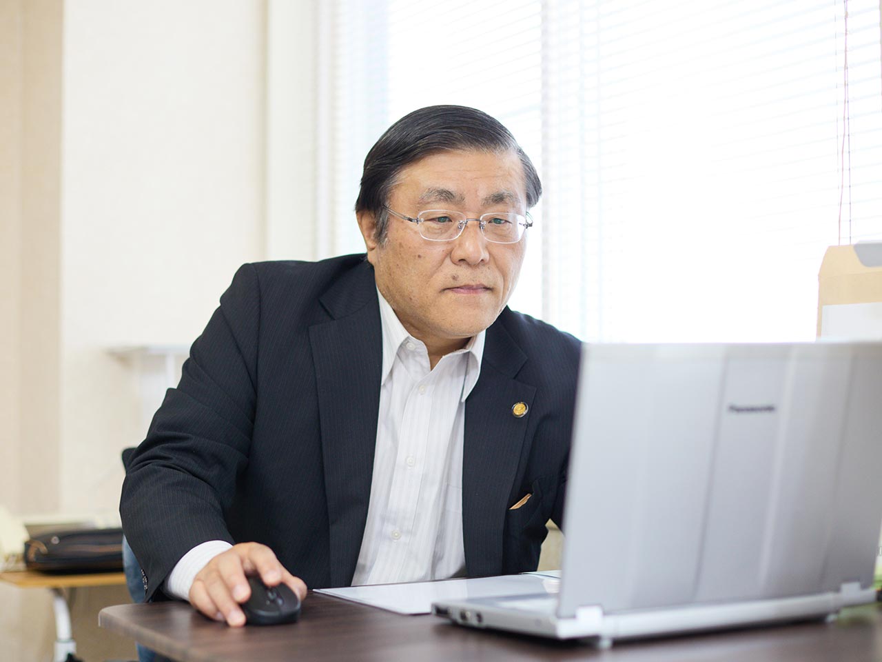 事業内容 - 万代管理センター合同会社