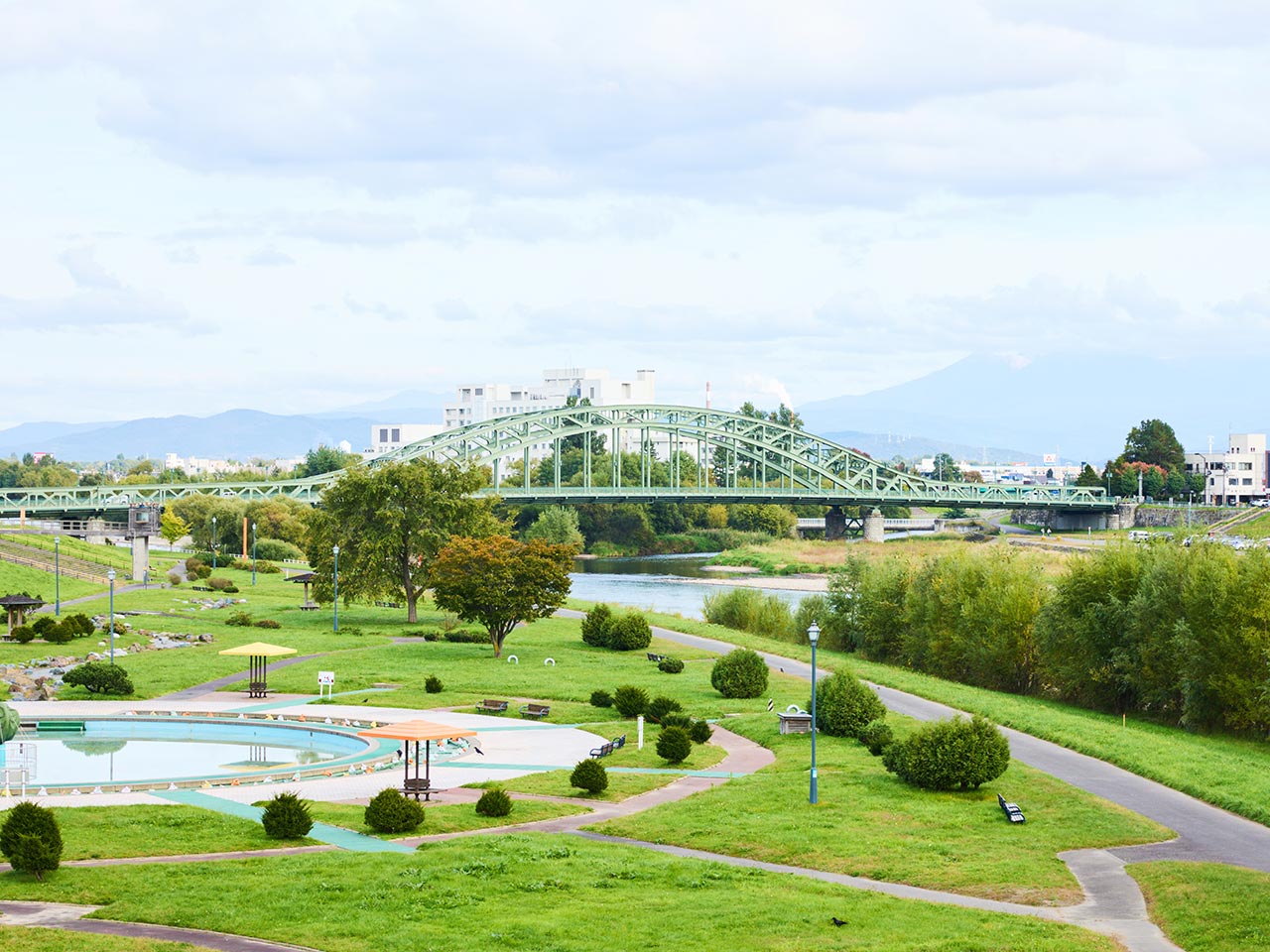 TOP - 万代管理センター合同会社