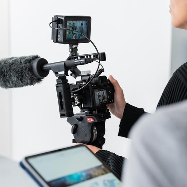 動画制作 - チームダックス株式会社