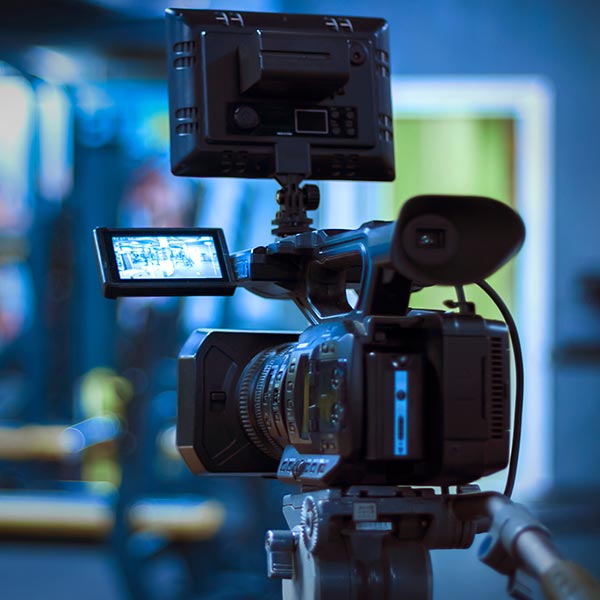 動画制作 - チームダックス株式会社