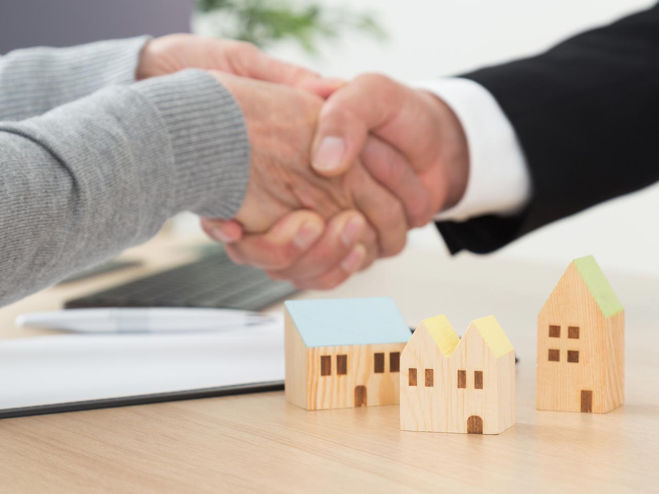 老人ホーム紹介サービス - 株式会社Tetsunagu