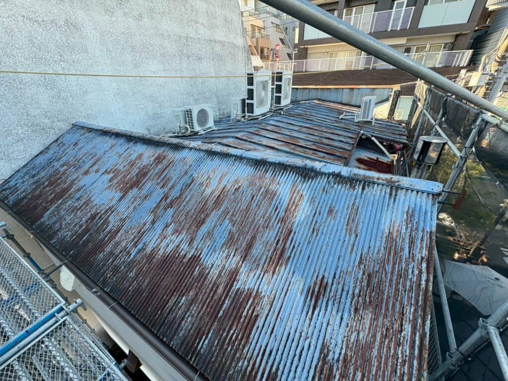 屋根工事 - シルバーテック