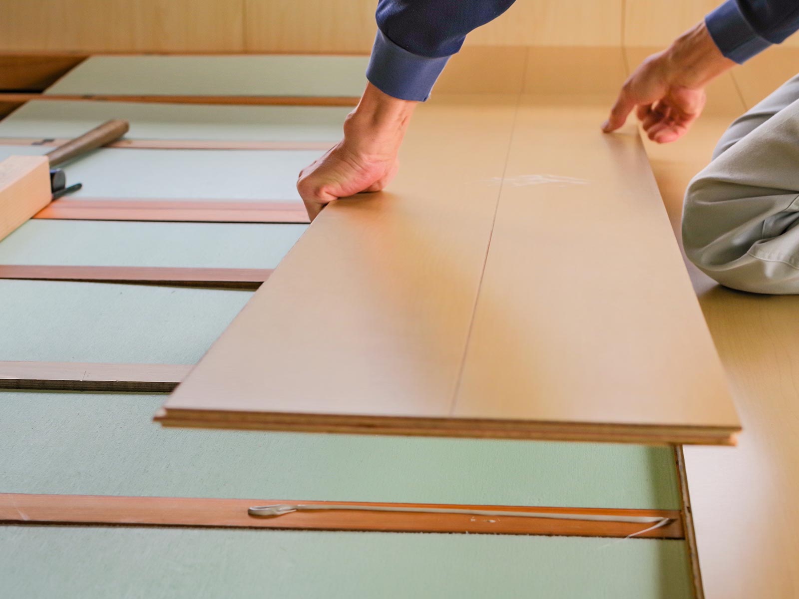 屋根工事 - シルバーテック