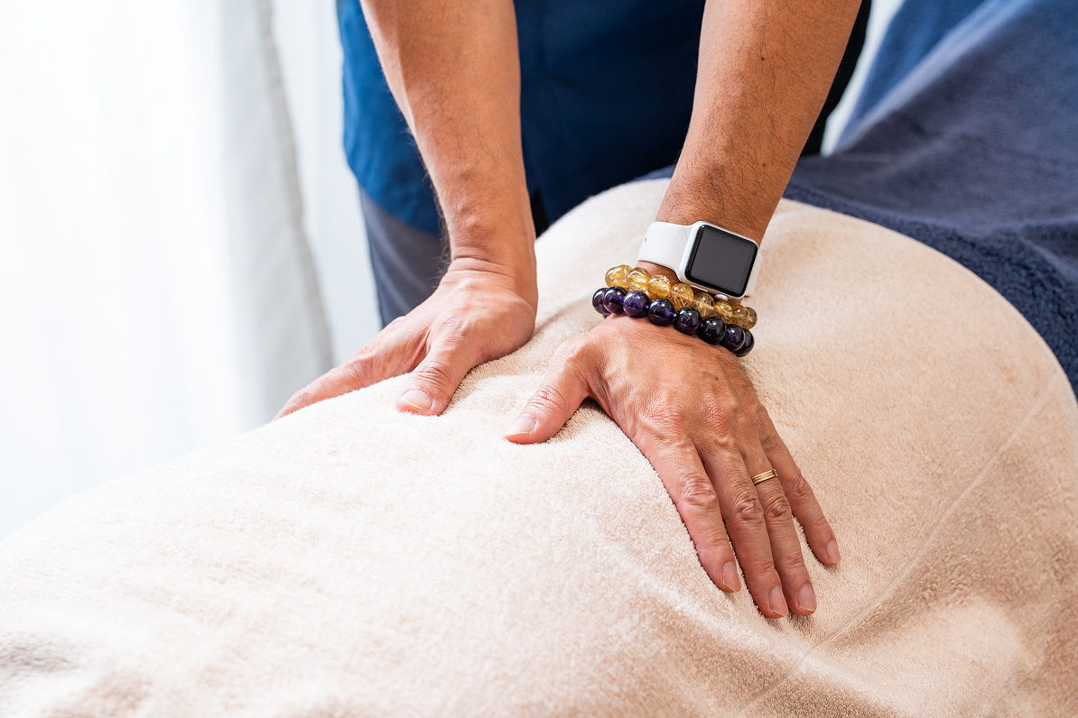 鍼灸整体 - 株式会社Give Birth