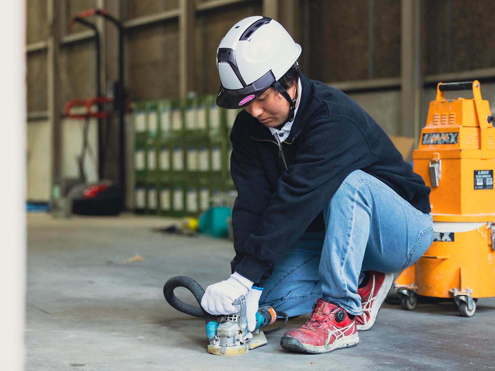 建設業向け塗り床施工 - 落合工業