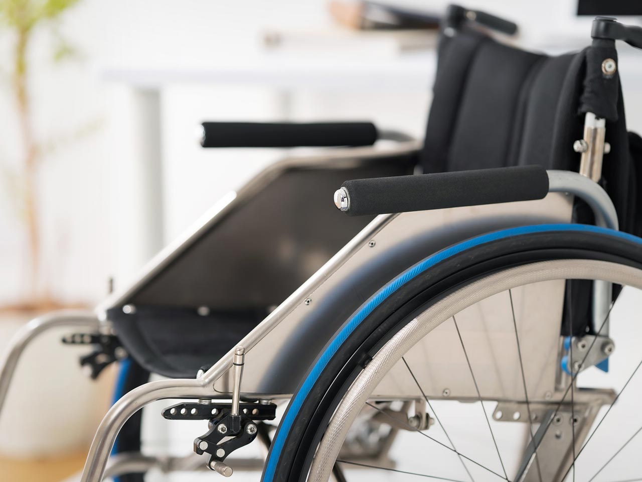 介護タクシー - CHIKAI合同会社