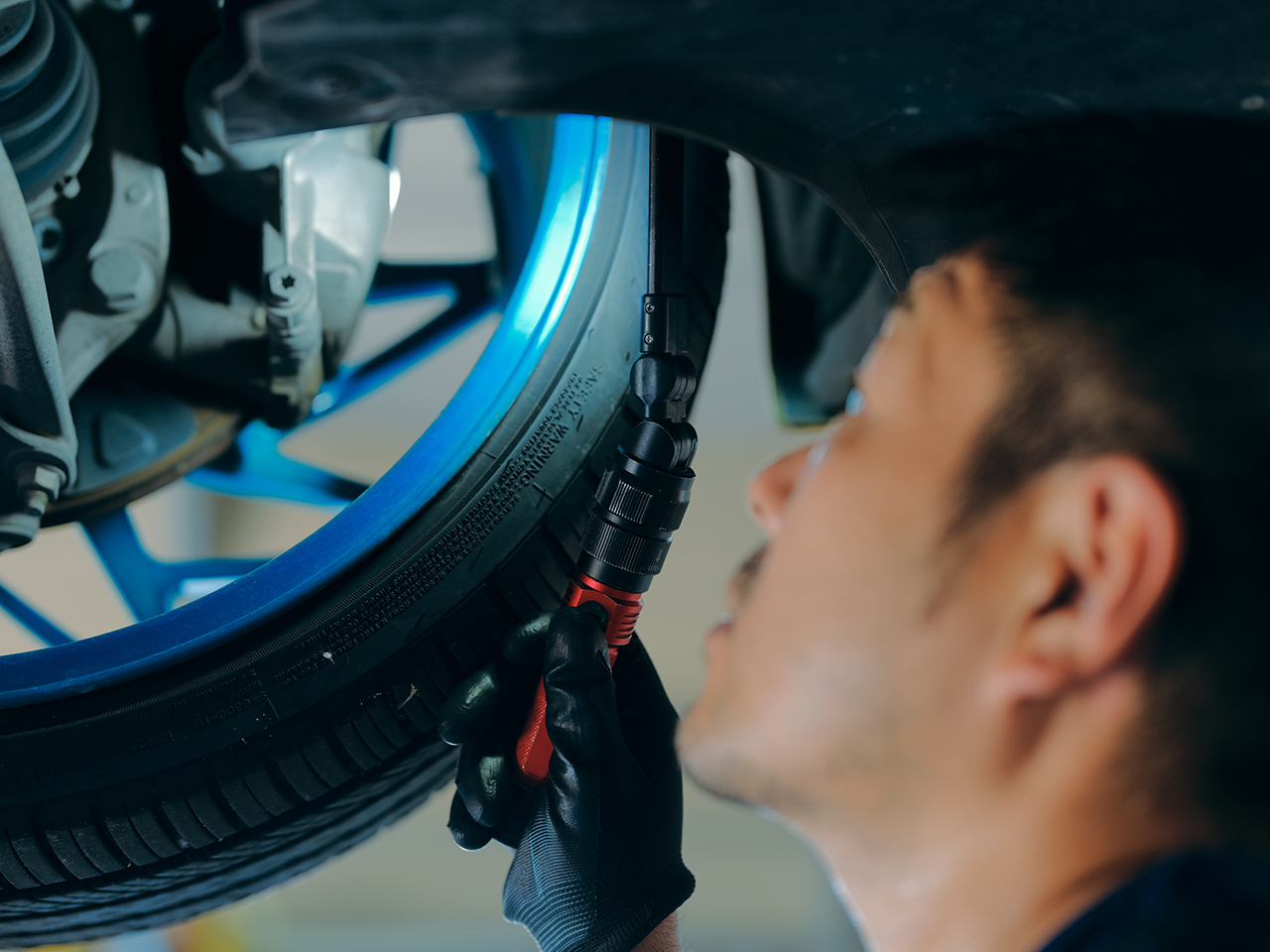 車検・修理・取り付け - 株式会社Amu-ru