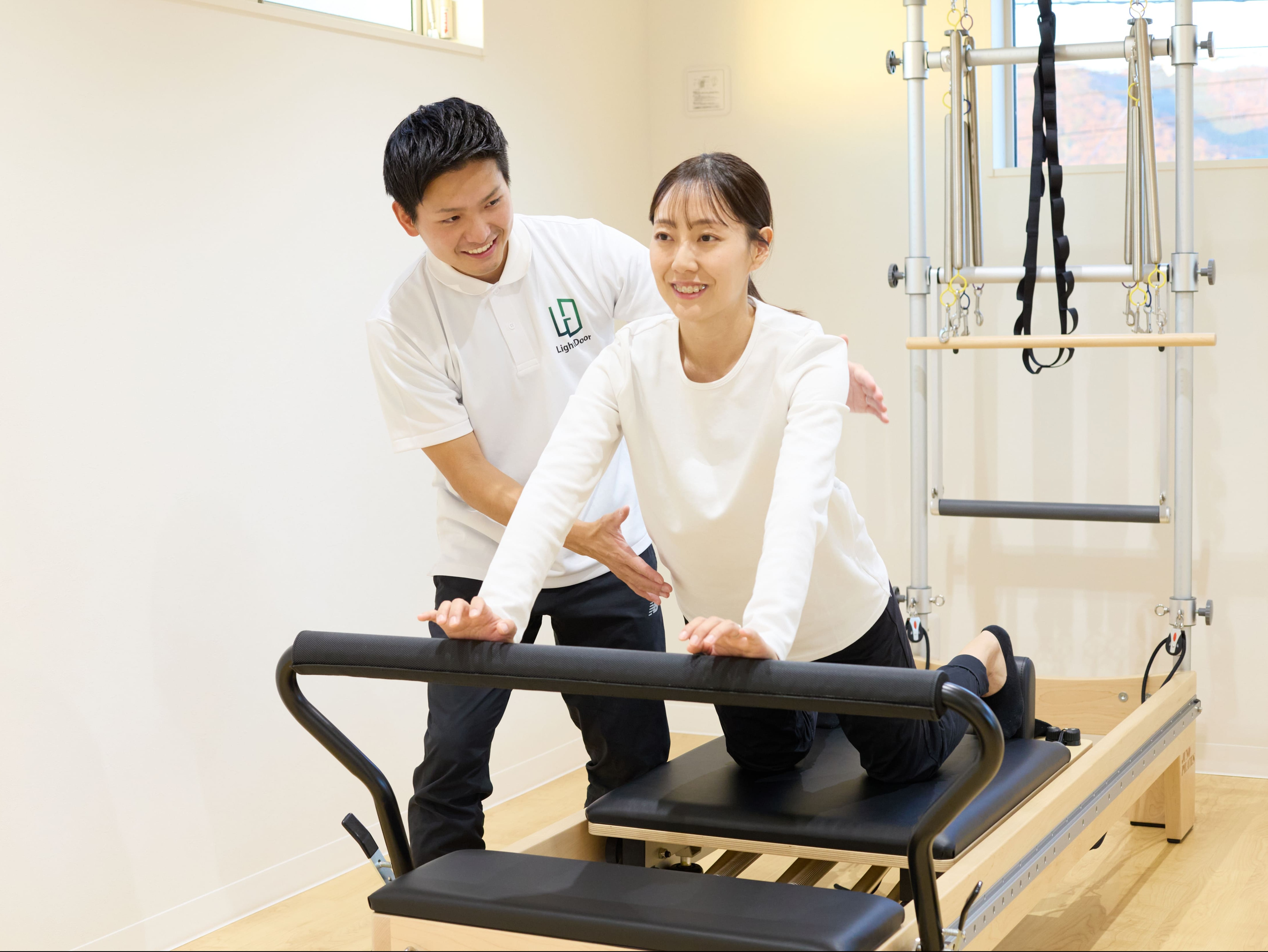 接骨院×パーソナル - LightDoor接骨院