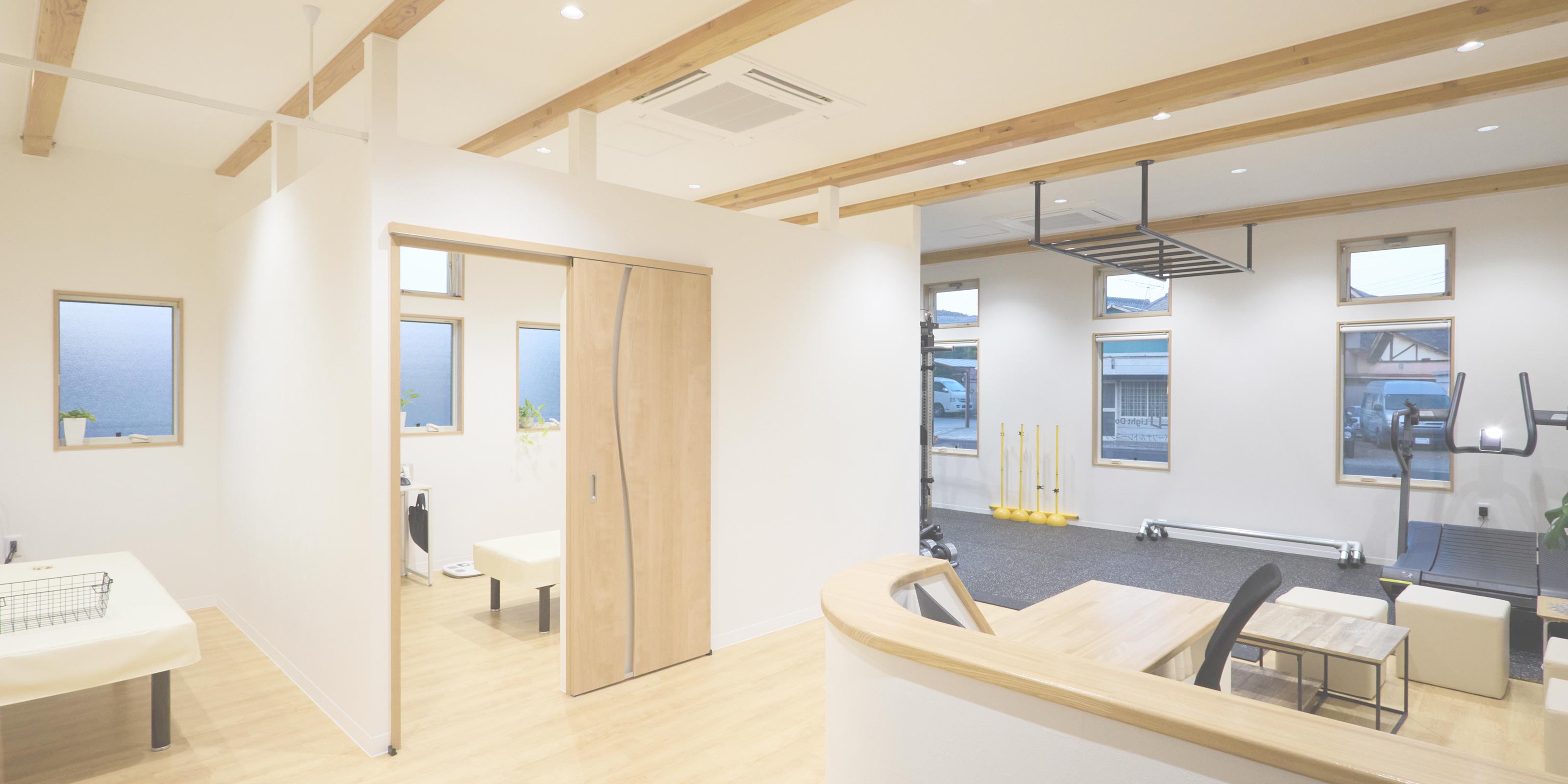 接骨院×パーソナル - LightDoor接骨院