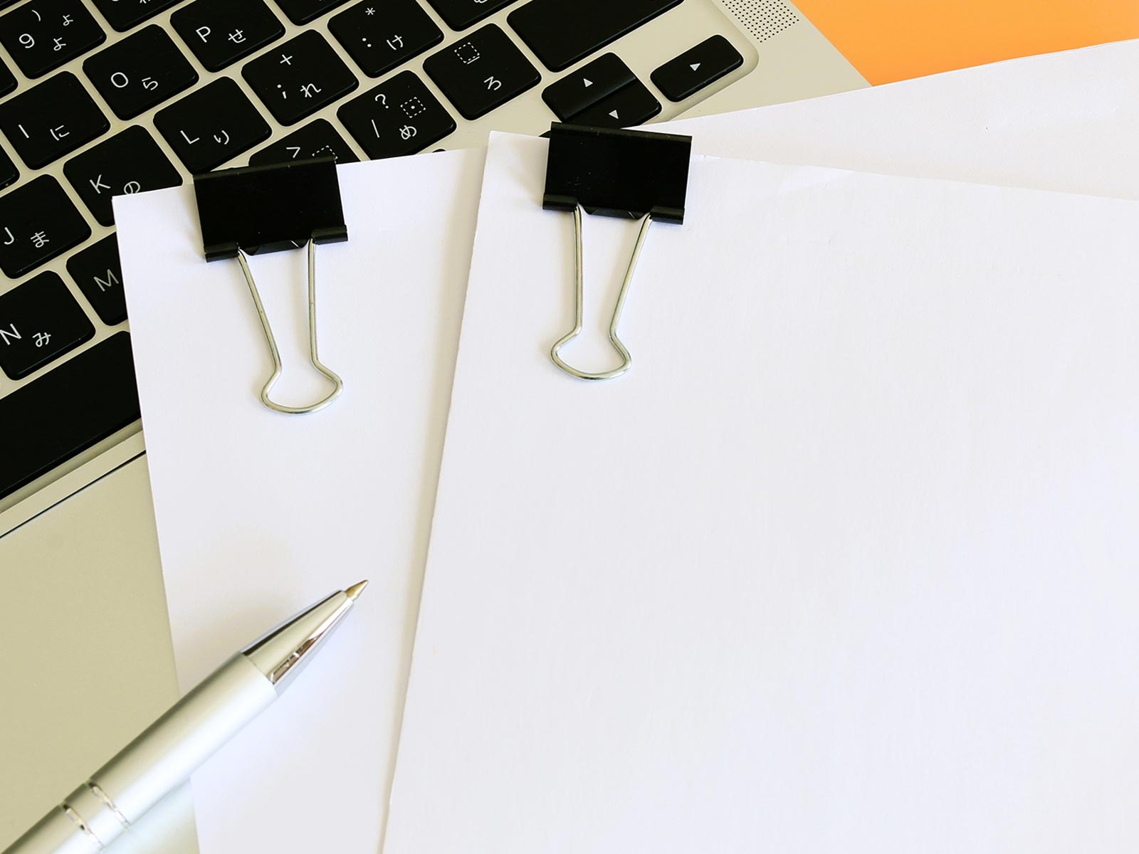 採用パンフレット制作 - みなりパートナーズ株式会社