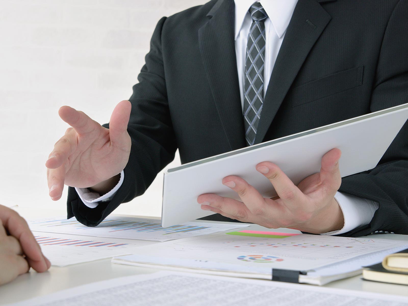 製造業特化型コンサル - みなりパートナーズ株式会社