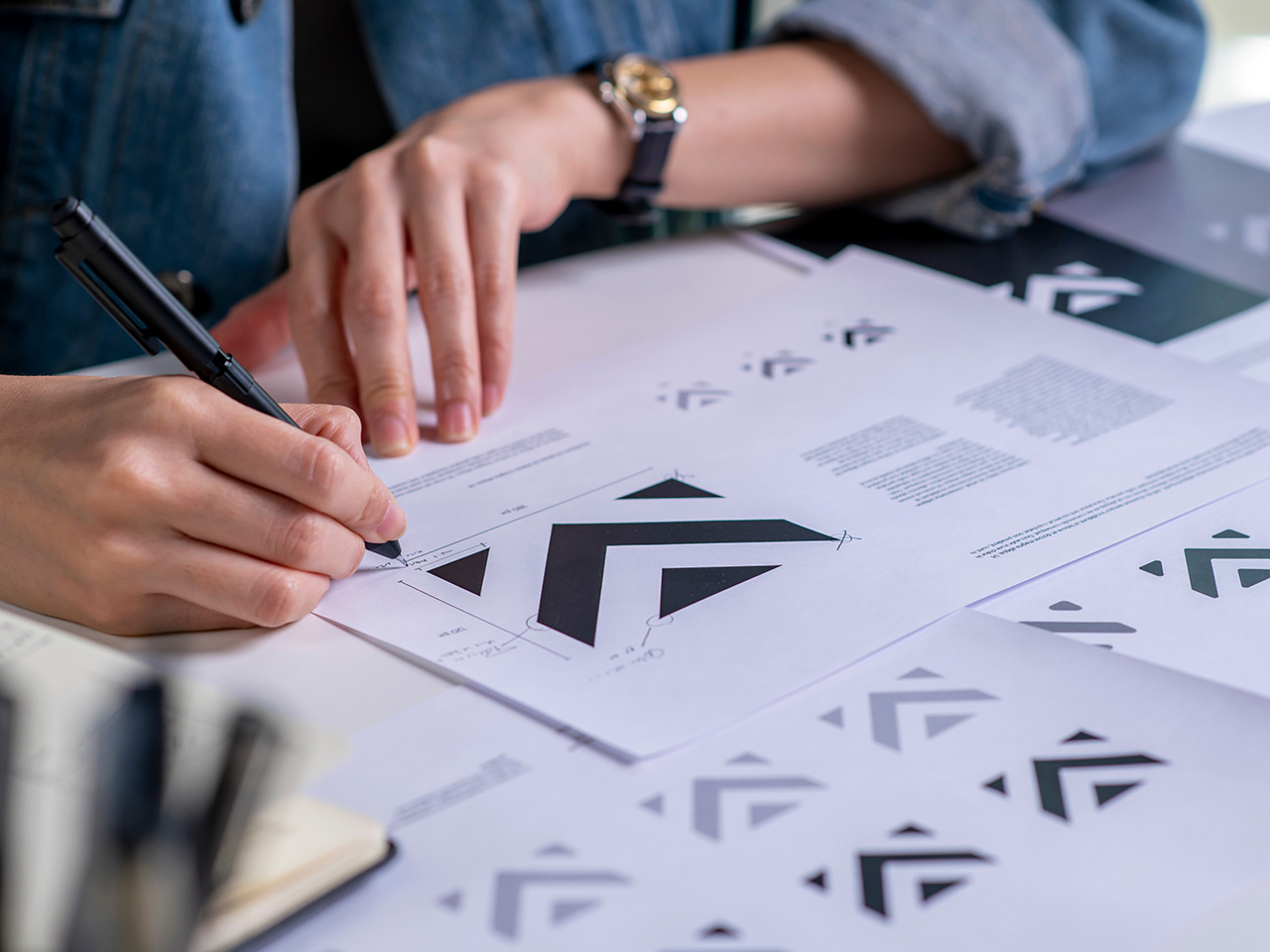 グラフィックデザイン - M8