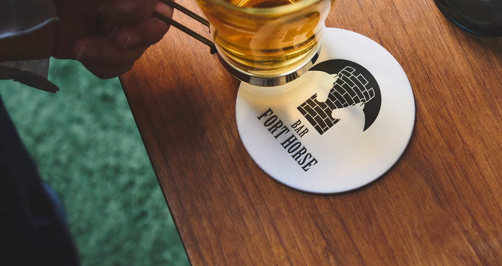 グラフィックデザイン - M8