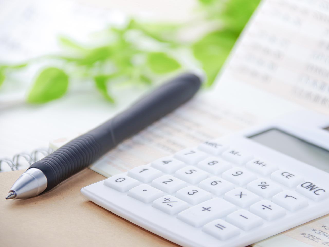 TOP - 株式会社トシロ