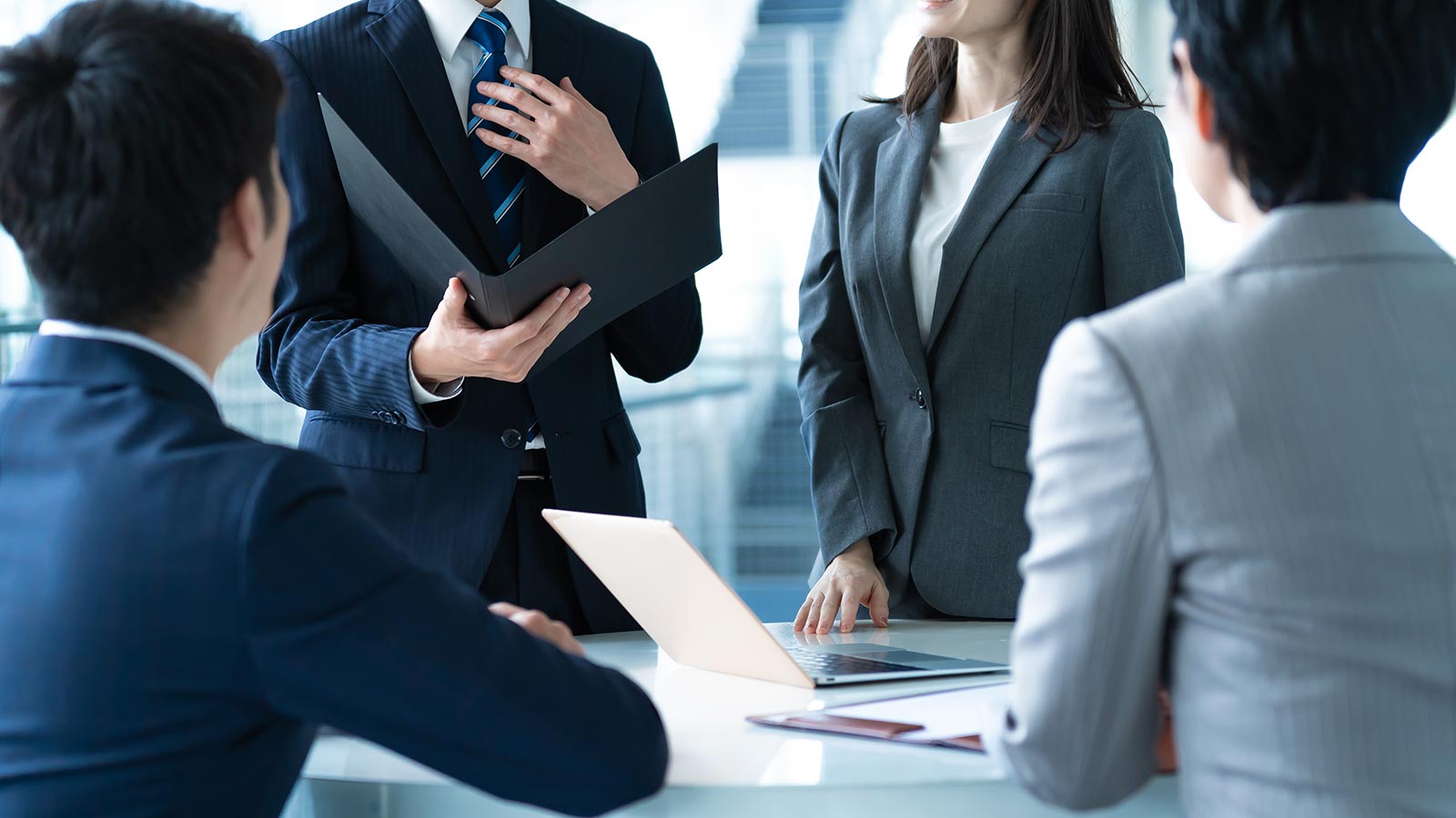 税理士 - 鈴木総合経営事務所