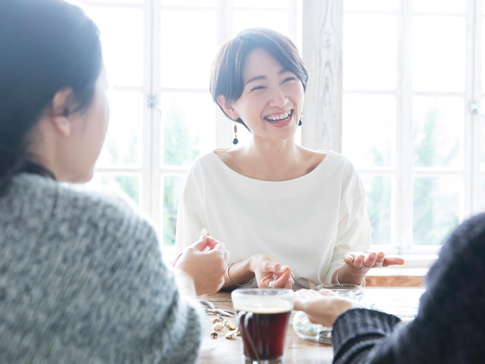 アクセサリ体験教室 - 一般社団法人ビジュードパルレアクセサリー協会