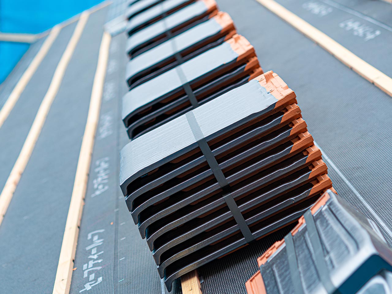 屋根工事 - 有限会社堀江瓦工業