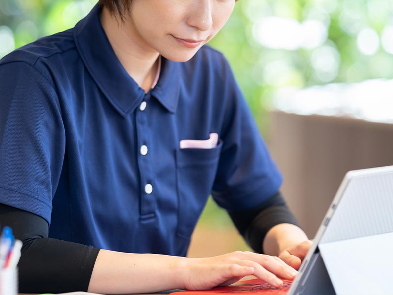 老人ホーム紹介業 - 合同会社なごみ