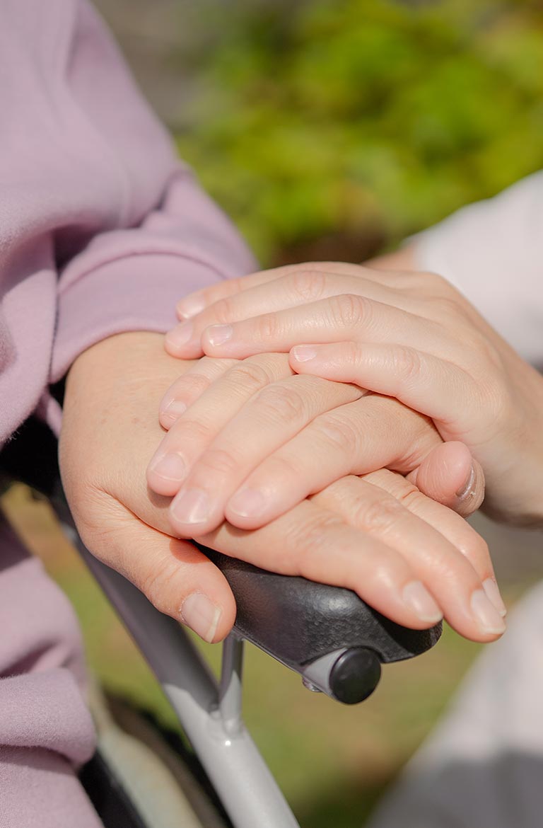 完全看護出張サービス - SA・KU・RA