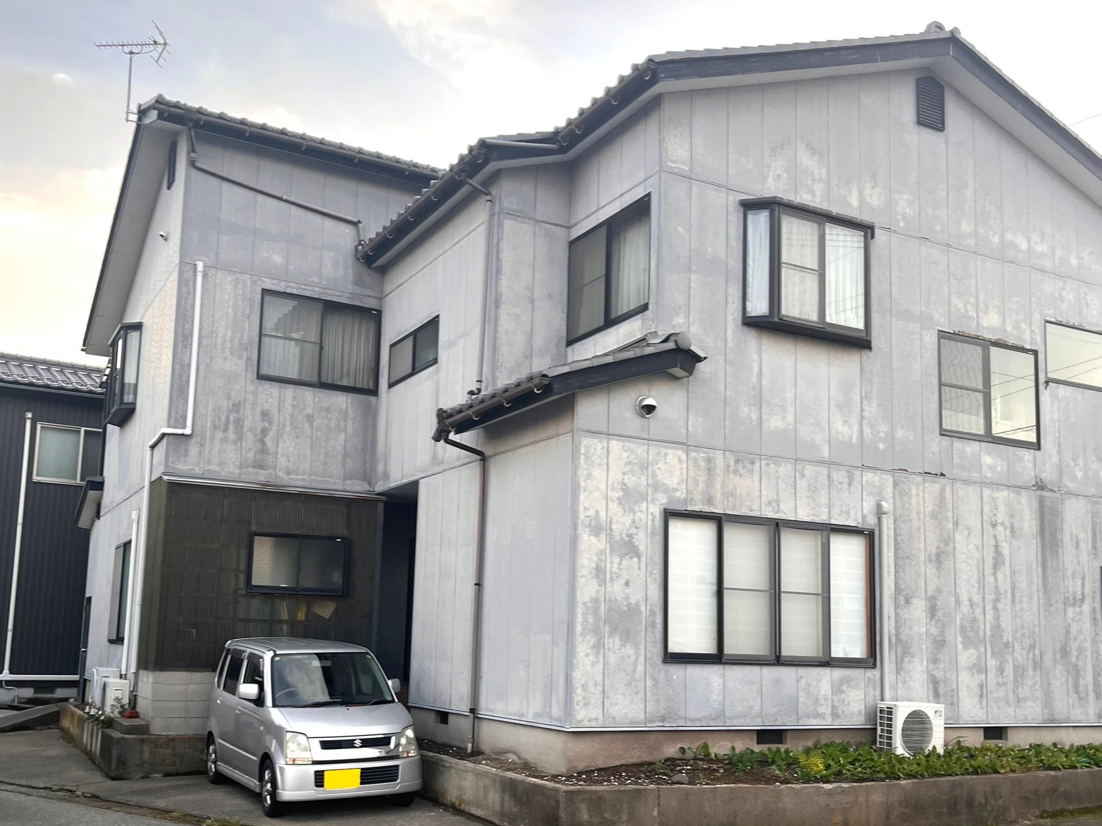 外壁塗装・リフォーム - 株式会社創峰建設